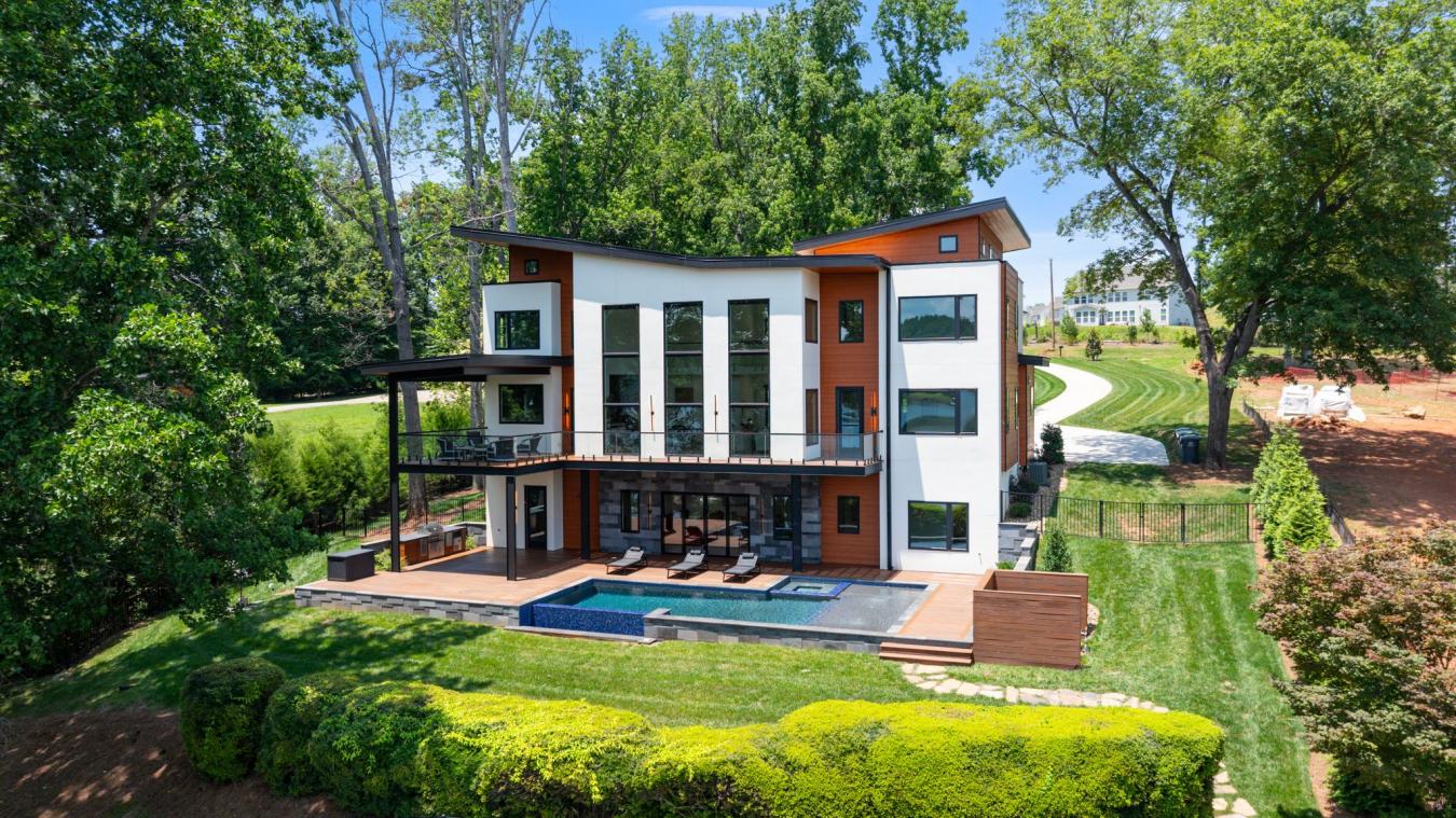 Charlotte, Mecklenburg, 28214, United States, 3 Bedrooms Bedrooms, ,3 BathroomsBathrooms,Residential,For Sale,1871891