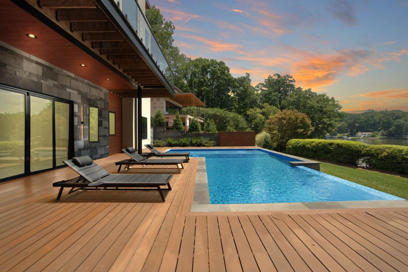 Charlotte, Mecklenburg, 28214, United States, 3 Bedrooms Bedrooms, ,3 BathroomsBathrooms,Residential,For Sale,1871891