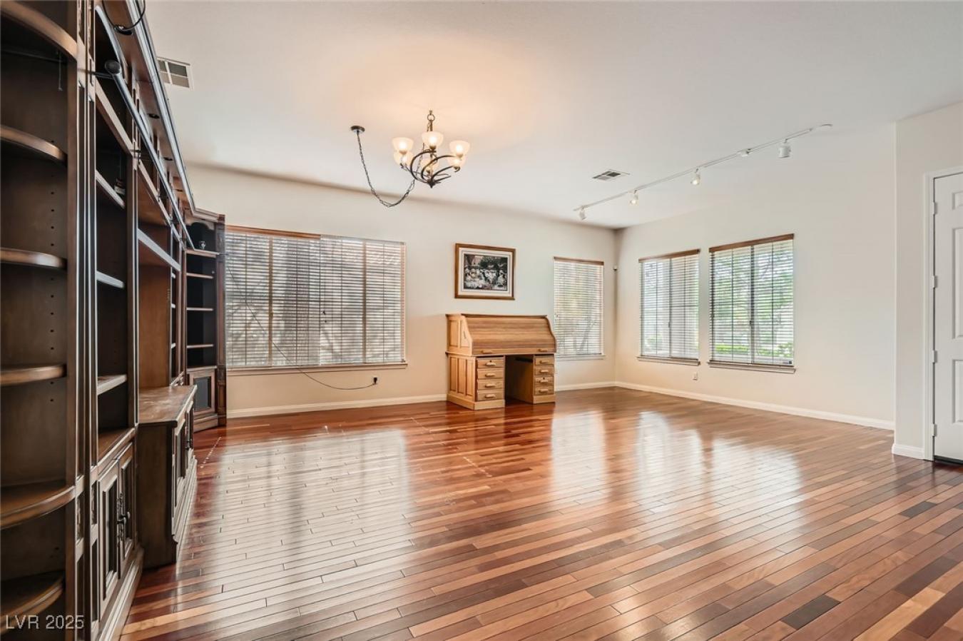 Las Vegas, Nevada, 89183, United States, 3 Bedrooms Bedrooms, ,2 BathroomsBathrooms,Residential,For Sale,1871890