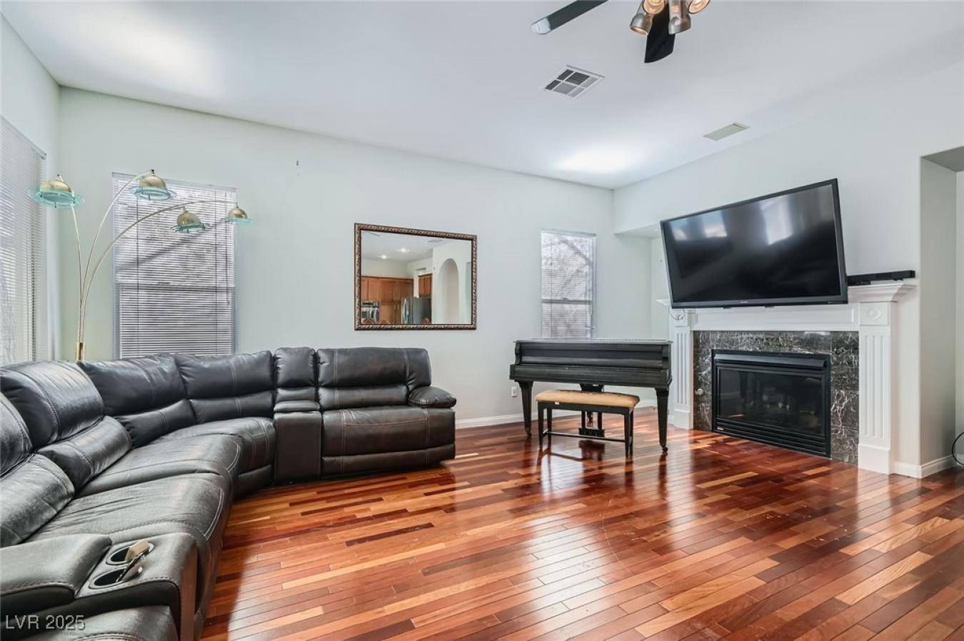 Las Vegas, Nevada, 89183, United States, 3 Bedrooms Bedrooms, ,2 BathroomsBathrooms,Residential,For Sale,1871890