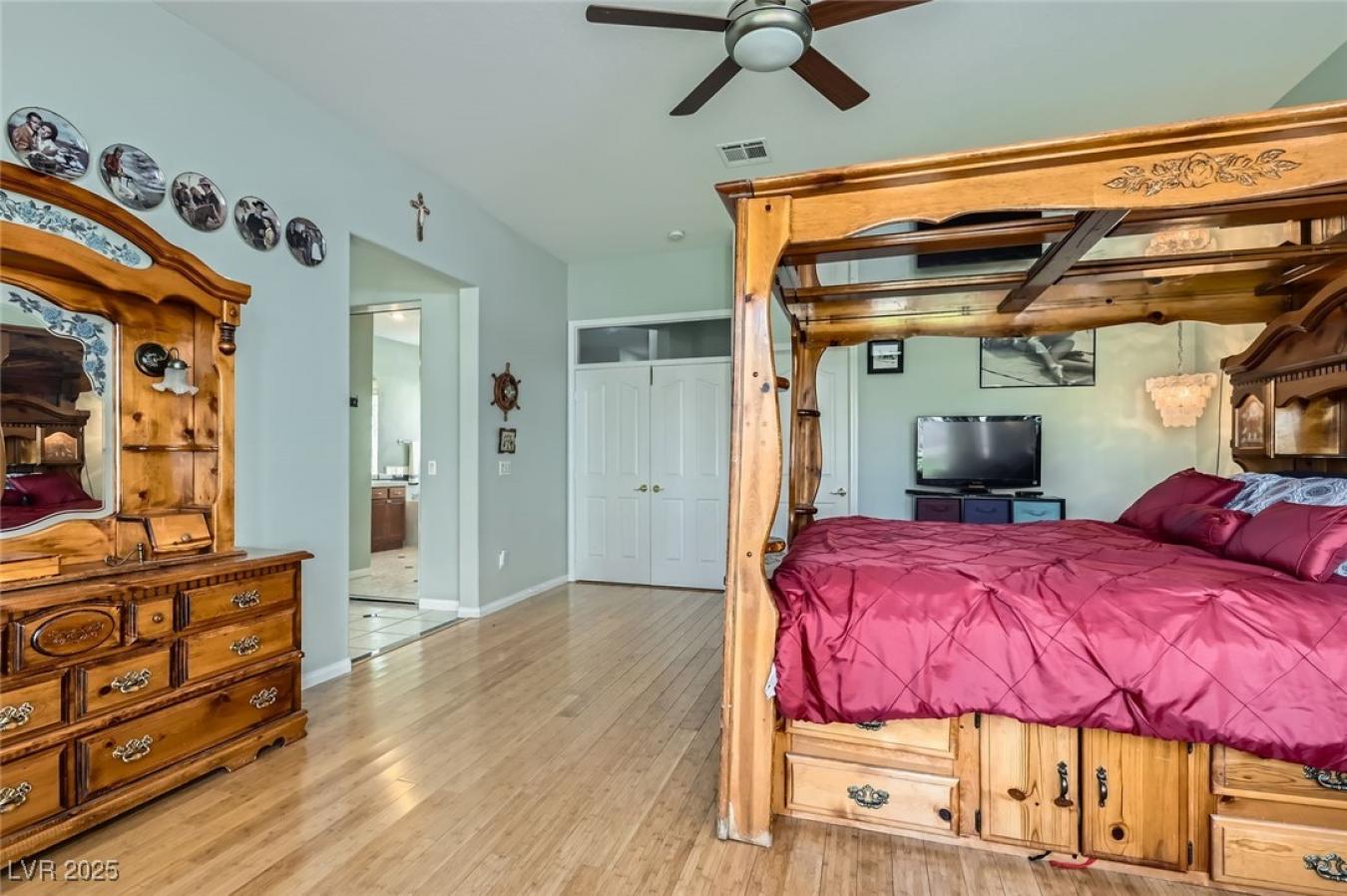 Las Vegas, Nevada, 89183, United States, 3 Bedrooms Bedrooms, ,2 BathroomsBathrooms,Residential,For Sale,1871890