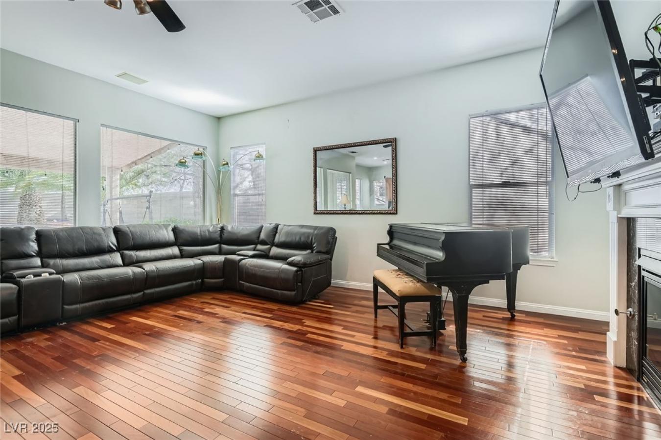 Las Vegas, Nevada, 89183, United States, 3 Bedrooms Bedrooms, ,2 BathroomsBathrooms,Residential,For Sale,1871890