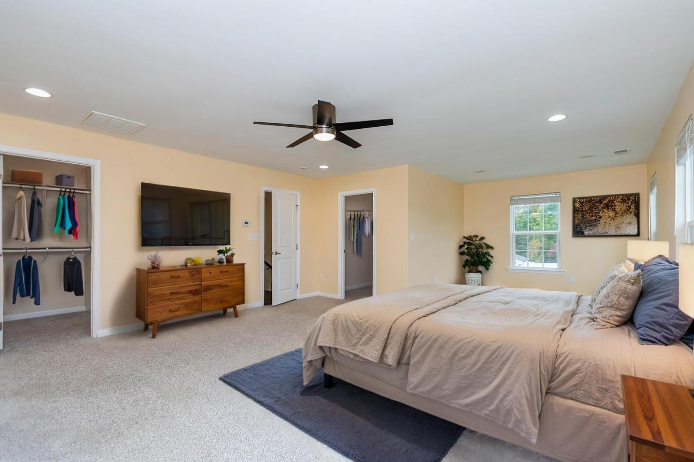 Chesapeake, Virginia, 23321, United States, 5 Bedrooms Bedrooms, ,3 BathroomsBathrooms,Residential,For Sale,1868984