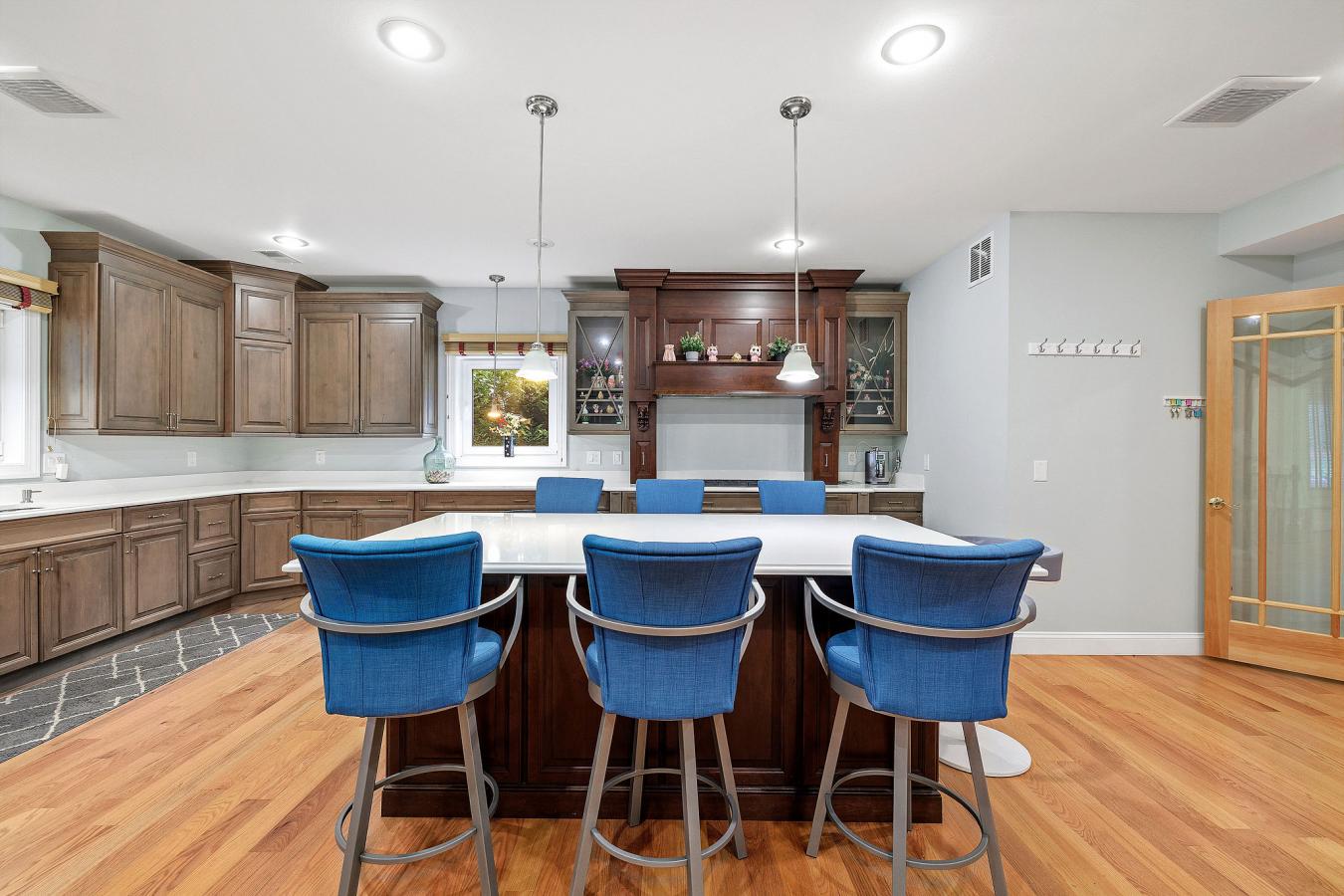 Annandale, Fairfax County, 22003, United States, 10 Bedrooms Bedrooms, ,6 BathroomsBathrooms,Residential,For Sale,1871886