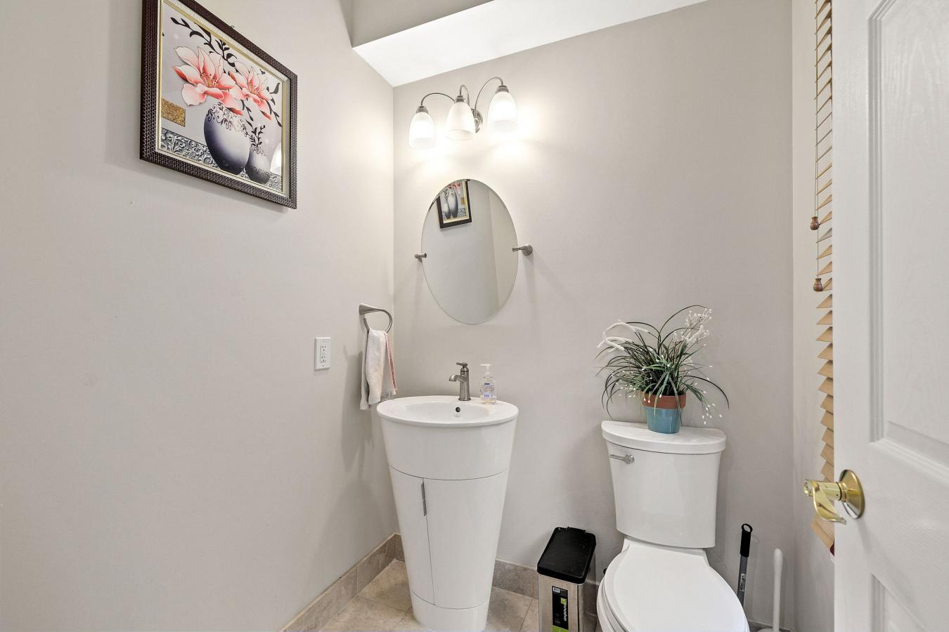 Annandale, Fairfax County, 22003, United States, 10 Bedrooms Bedrooms, ,6 BathroomsBathrooms,Residential,For Sale,1871886