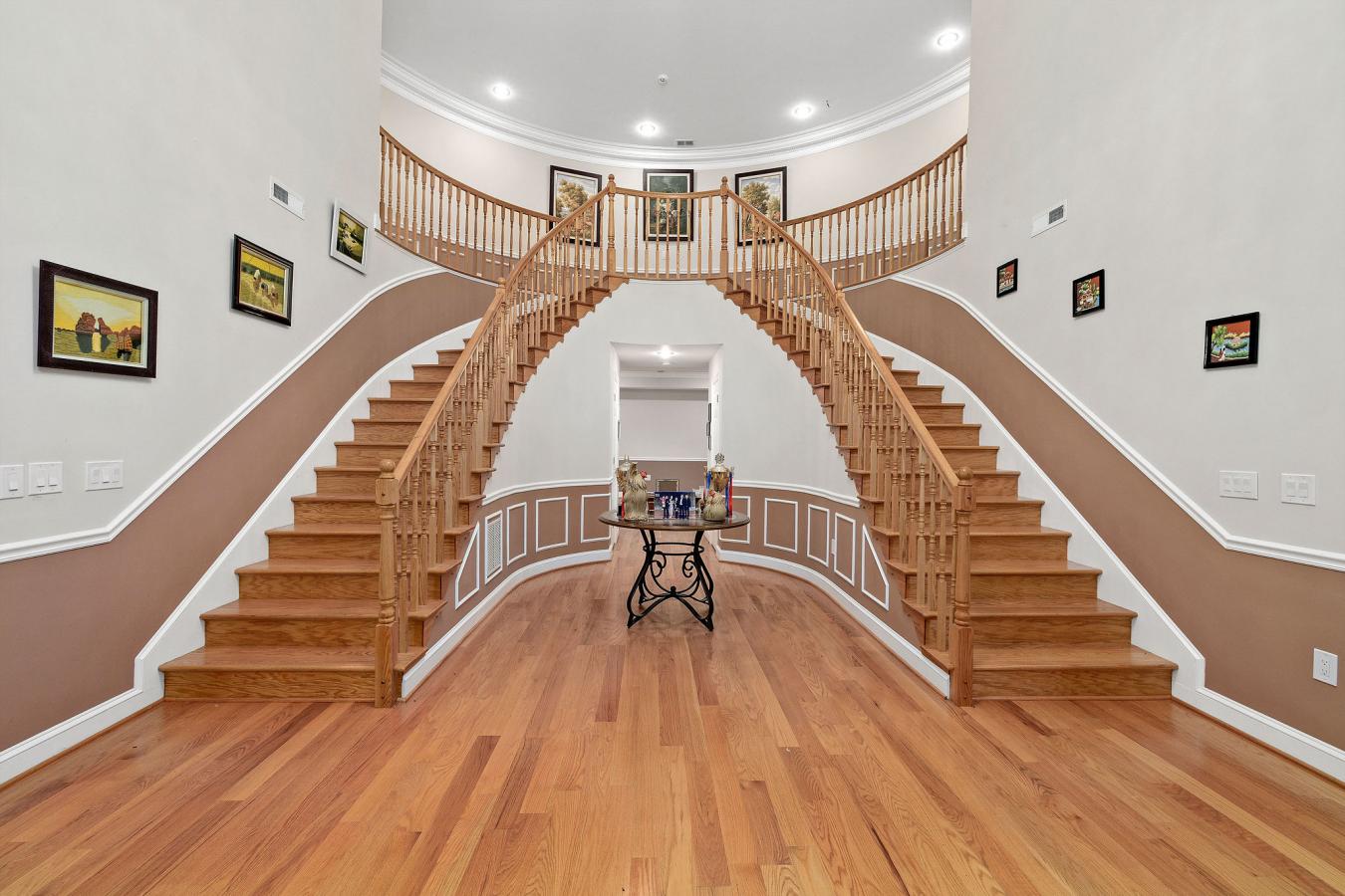 Annandale, Fairfax County, 22003, United States, 10 Bedrooms Bedrooms, ,6 BathroomsBathrooms,Residential,For Sale,1871886