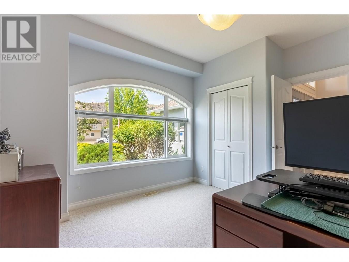 Kamloops, BC, V2B8M4, Canada, 5 Bedrooms Bedrooms, ,Residential,For Sale,1871884