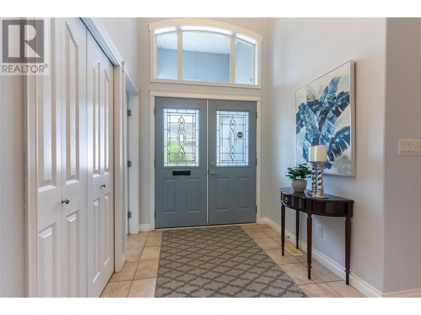 Kamloops, BC, V2B8M4, Canada, 5 Bedrooms Bedrooms, ,Residential,For Sale,1871884