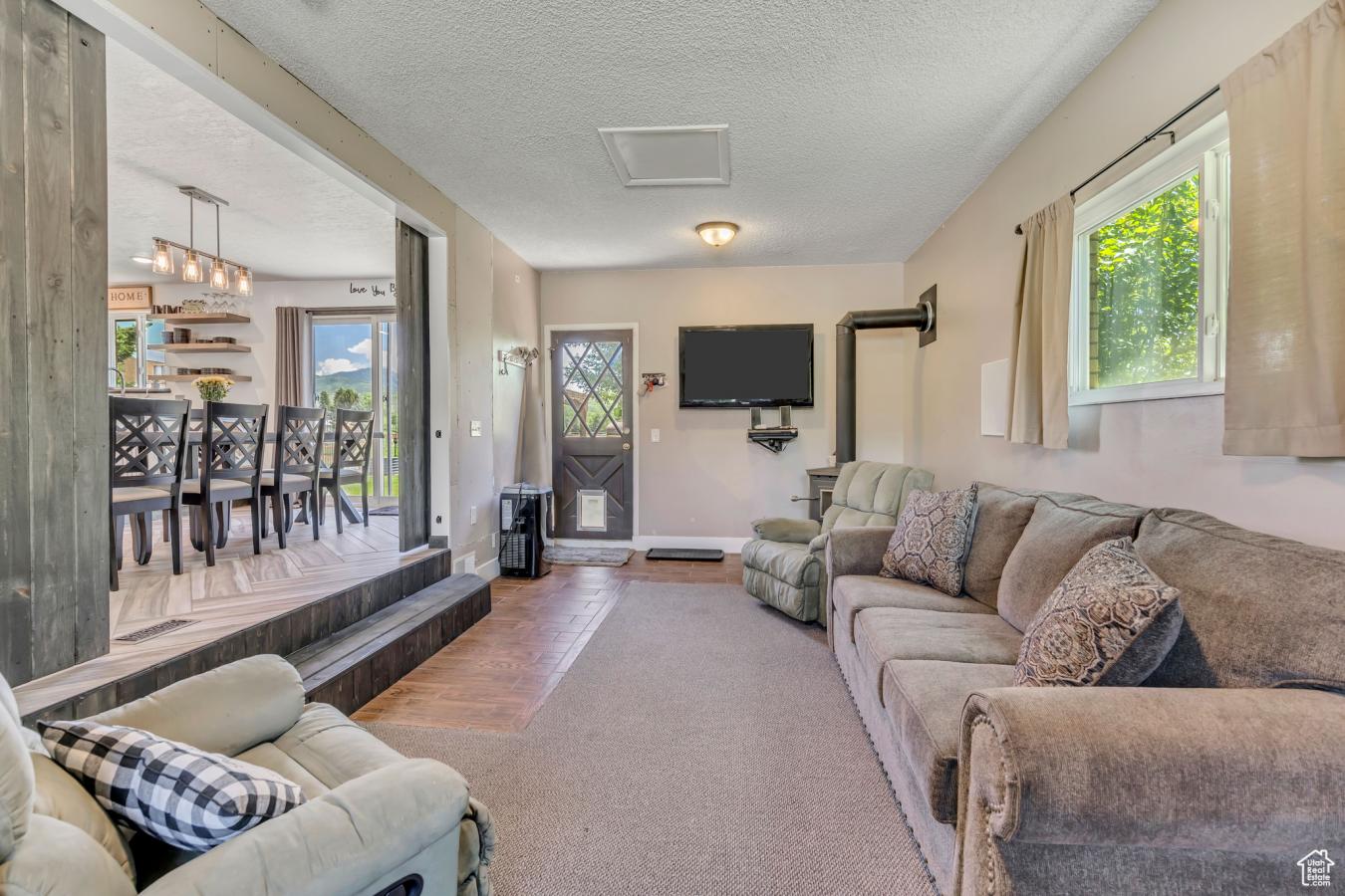Huntsville, Utah, 84317, United States, 3 Bedrooms Bedrooms, ,1 BathroomBathrooms,Residential,For Sale,1871881