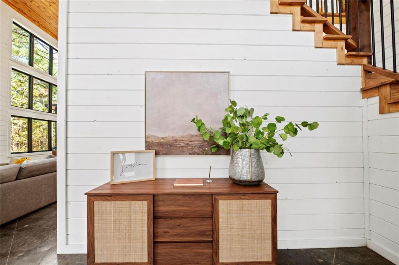 Broken Bow, Oklahoma, 74728, United States, 7 Bedrooms Bedrooms, ,6 BathroomsBathrooms,Residential,For Sale,1871876