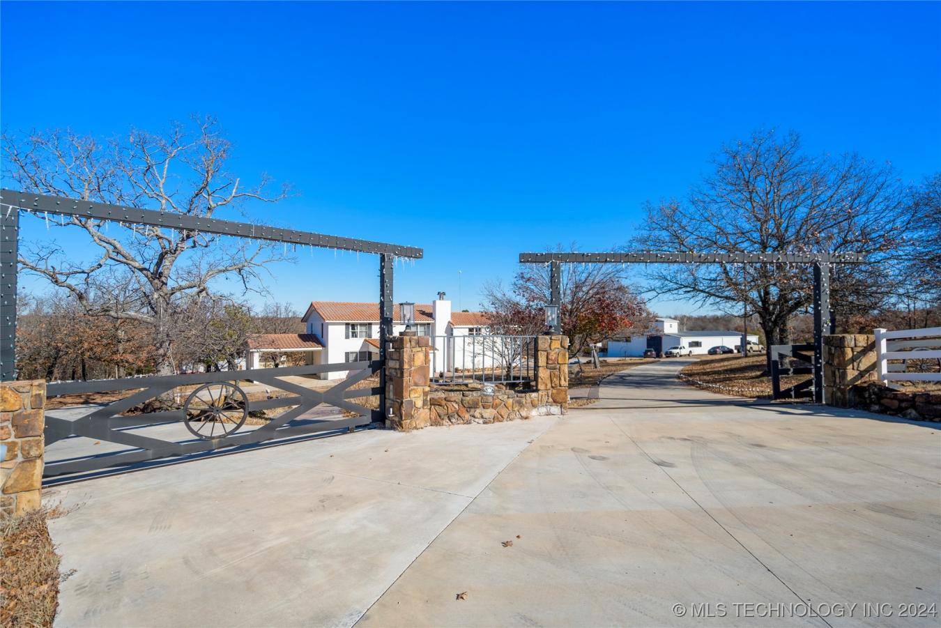 Sand Springs, Oklahoma, 74063, United States, 4 Bedrooms Bedrooms, ,2 BathroomsBathrooms,Residential,For Sale,1876795