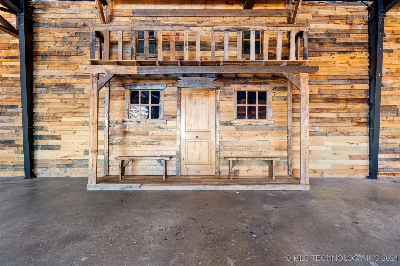 Sand Springs, Oklahoma, 74063, United States, 4 Bedrooms Bedrooms, ,2 BathroomsBathrooms,Residential,For Sale,1876795