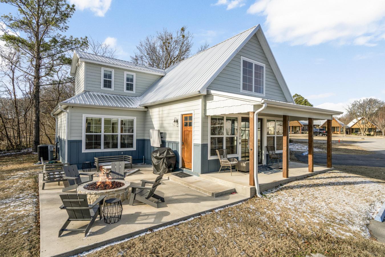 Vinita, Oklahoma, 74301, United States, 3 Bedrooms Bedrooms, ,3 BathroomsBathrooms,Residential,For Sale,1876793