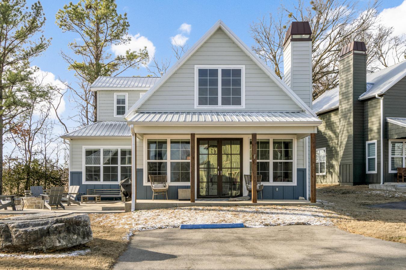 Vinita, Oklahoma, 74301, United States, 3 Bedrooms Bedrooms, ,3 BathroomsBathrooms,Residential,For Sale,1876793