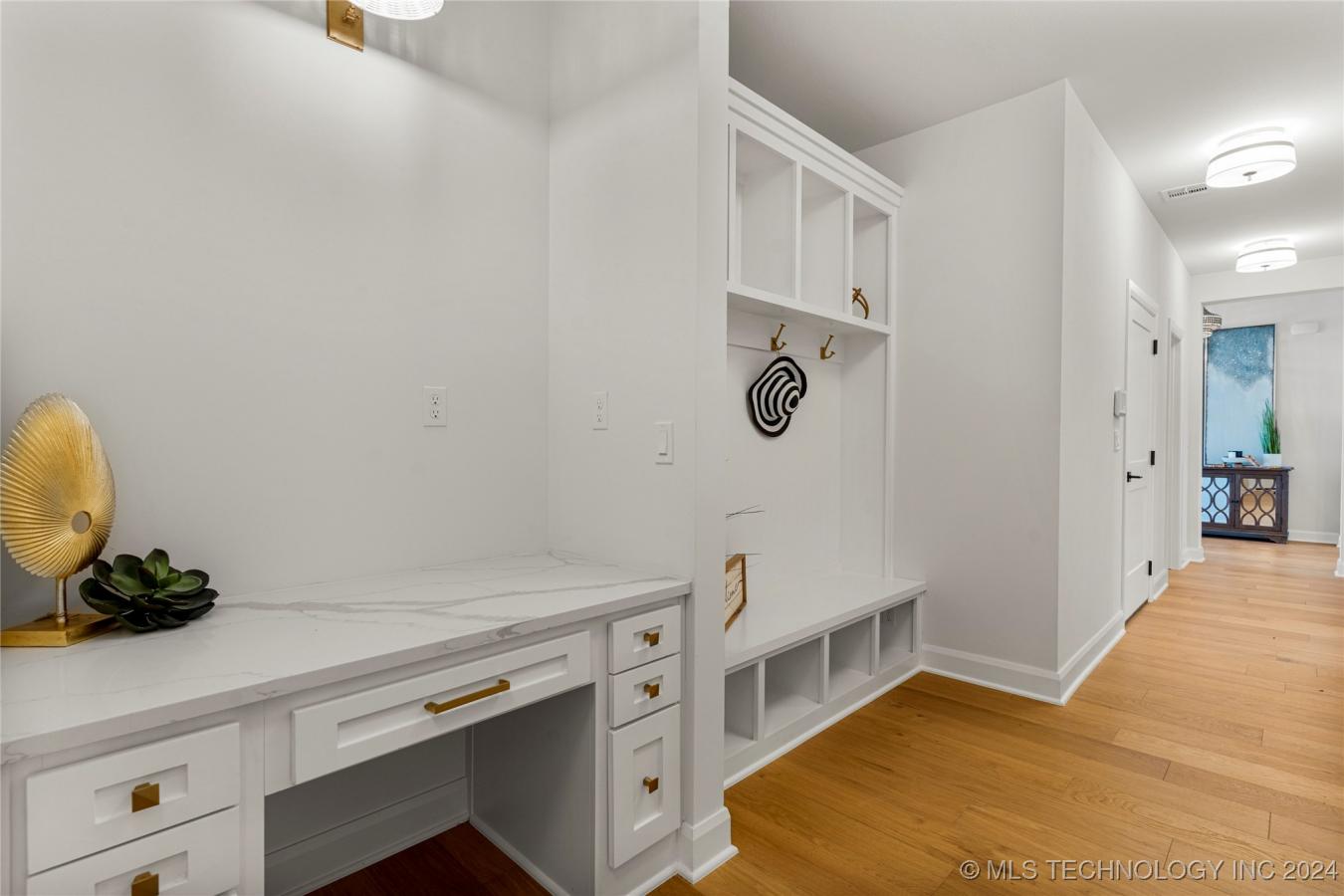 Jenks, Oklahoma, 74037, United States, 3 Bedrooms Bedrooms, ,3 BathroomsBathrooms,Residential,For Sale,1876792