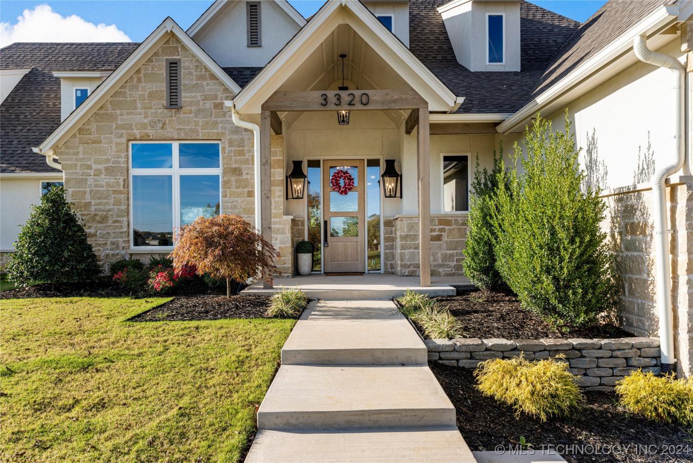 Jenks, Oklahoma, 74037, United States, 3 Bedrooms Bedrooms, ,3 BathroomsBathrooms,Residential,For Sale,1876792