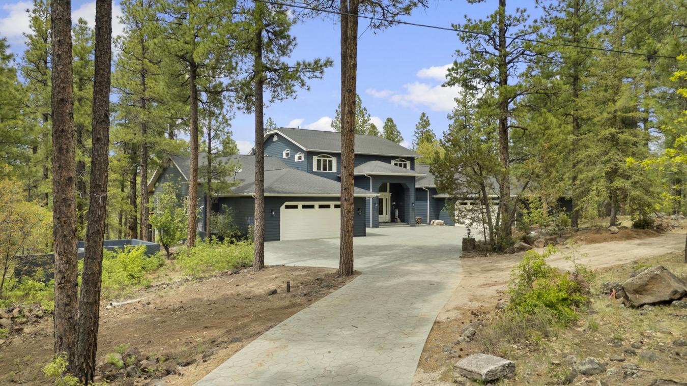 Munds Park, Arizona, 86017, United States, 4 Bedrooms Bedrooms, ,3 BathroomsBathrooms,Residential,For Sale,1868980