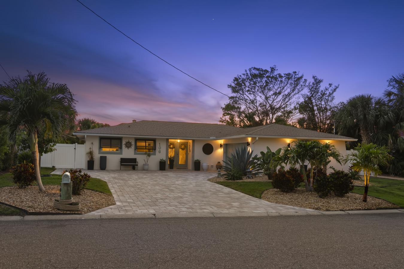 CLEARWATER BEACH, Pinellas, 22767, United States, 3 Bedrooms Bedrooms, ,3 BathroomsBathrooms,Residential,For Sale,1876786 CLEARWATER BEACH, Pinellas, 22767, United States, 3 Bedrooms Bedrooms, ,3 BathroomsBathrooms,Residential,For Sale,1876786