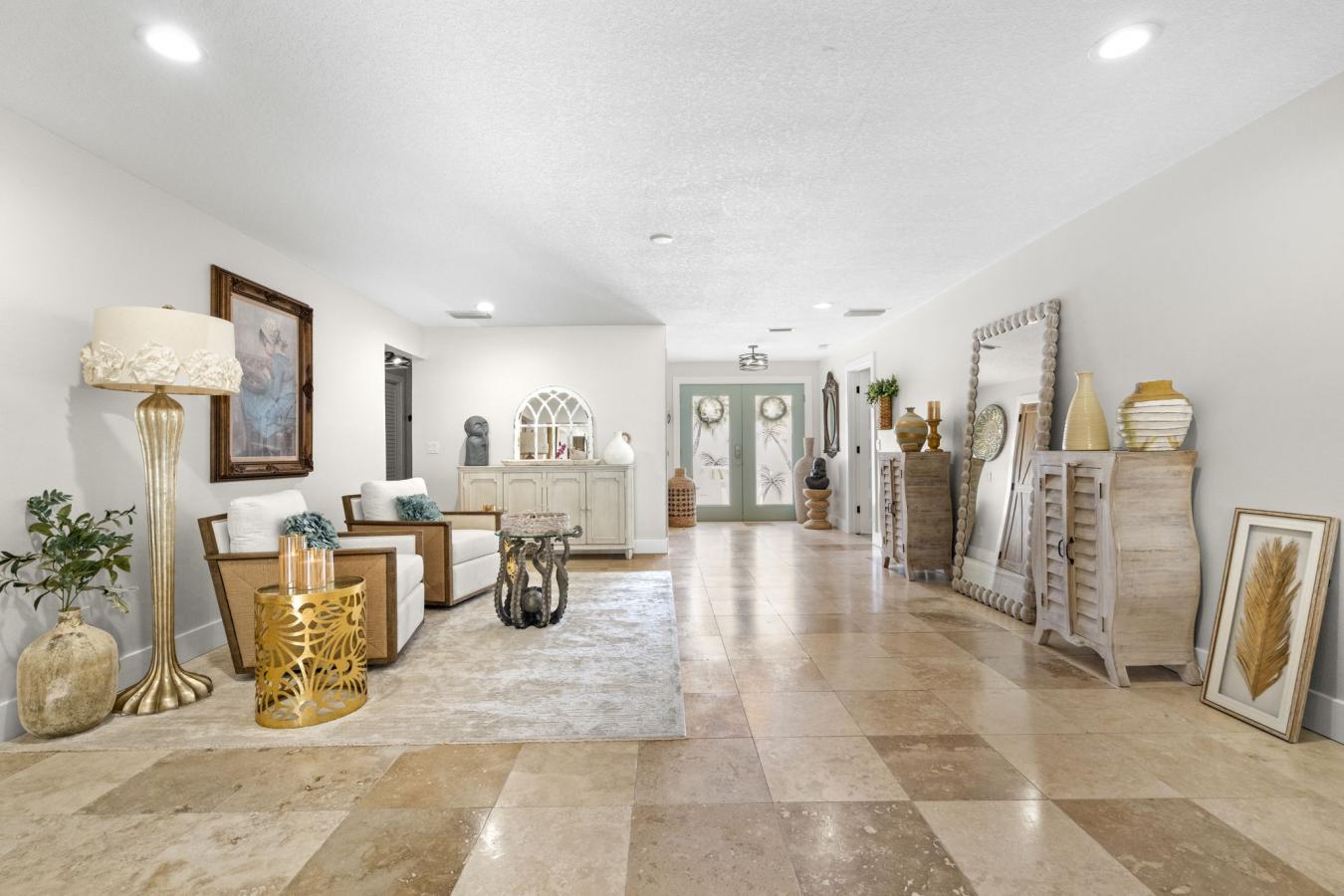 CLEARWATER BEACH, Pinellas, 22767, United States, 3 Bedrooms Bedrooms, ,3 BathroomsBathrooms,Residential,For Sale,1876786