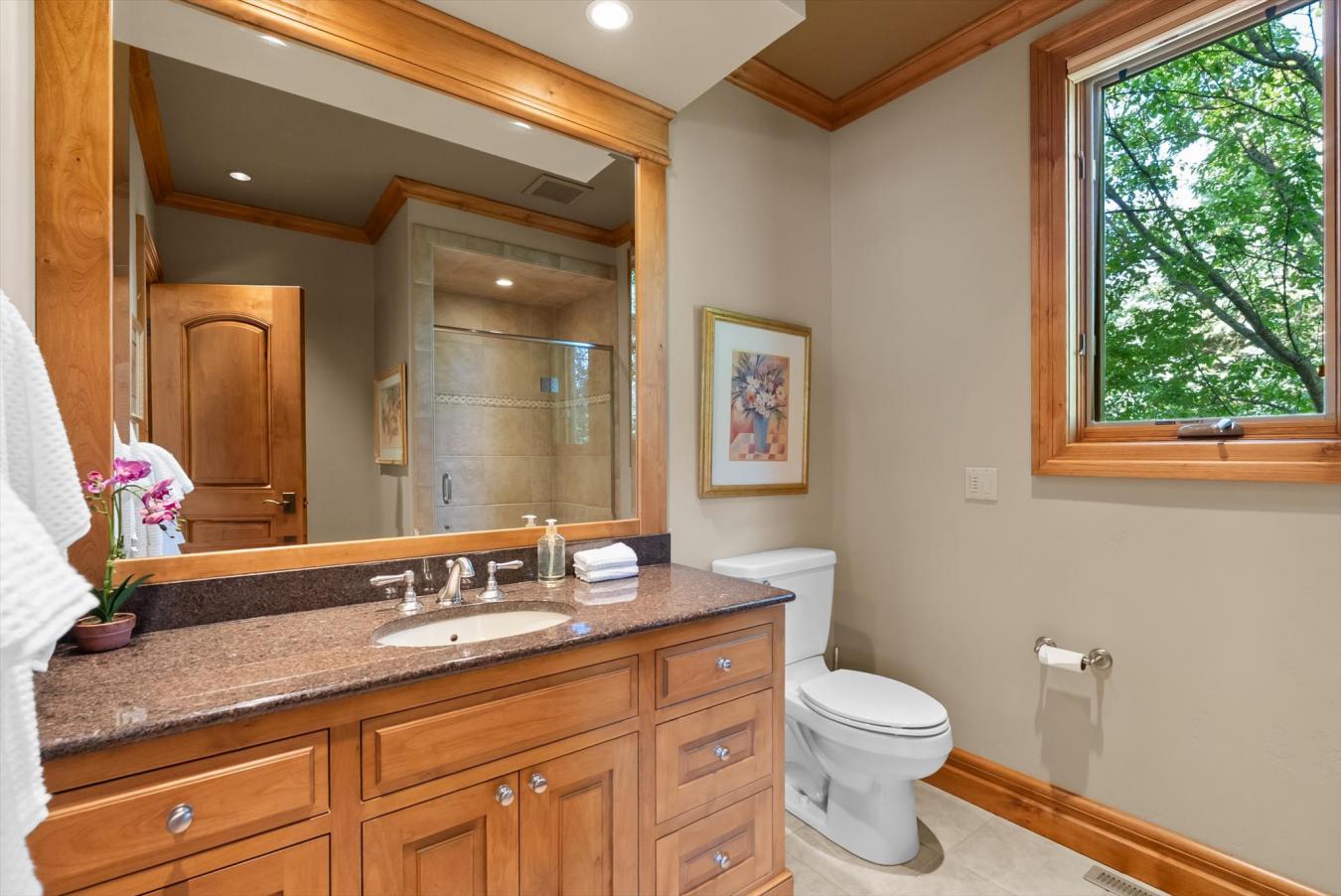 Bigfork, Montana, 59911, United States, 7 Bedrooms Bedrooms, ,2 BathroomsBathrooms,Residential,For Sale,1876782