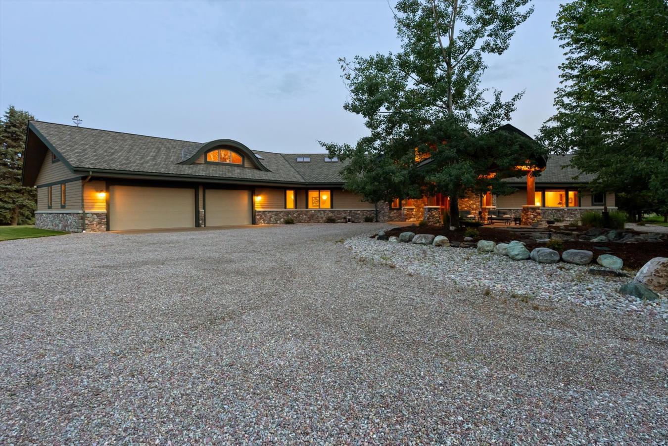 Bigfork, Montana, 59911, United States, 7 Bedrooms Bedrooms, ,2 BathroomsBathrooms,Residential,For Sale,1876782