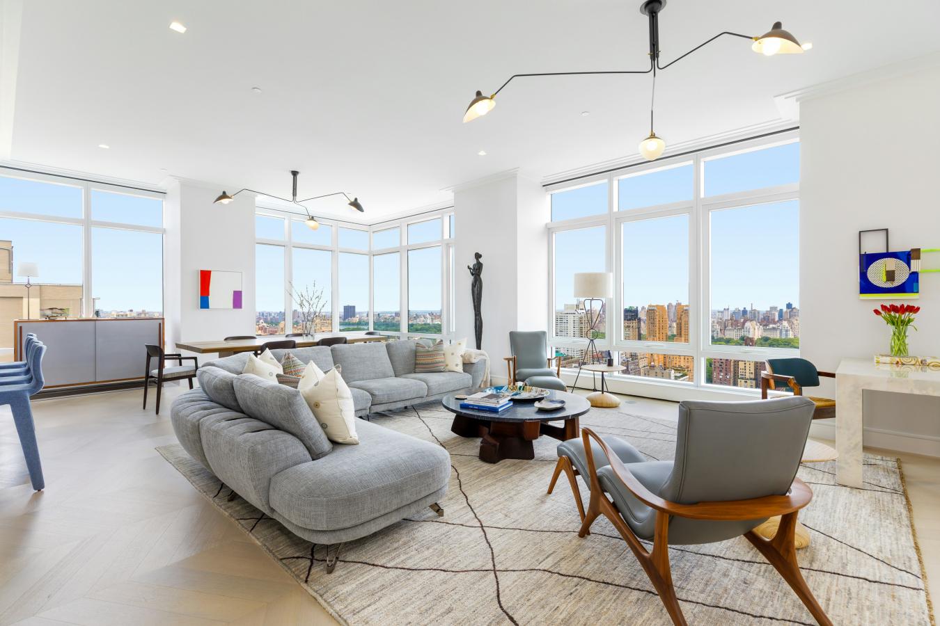 New York, New York, 10023, United States, 3 Bedrooms Bedrooms, ,3 BathroomsBathrooms,Residential,For Sale,1868977