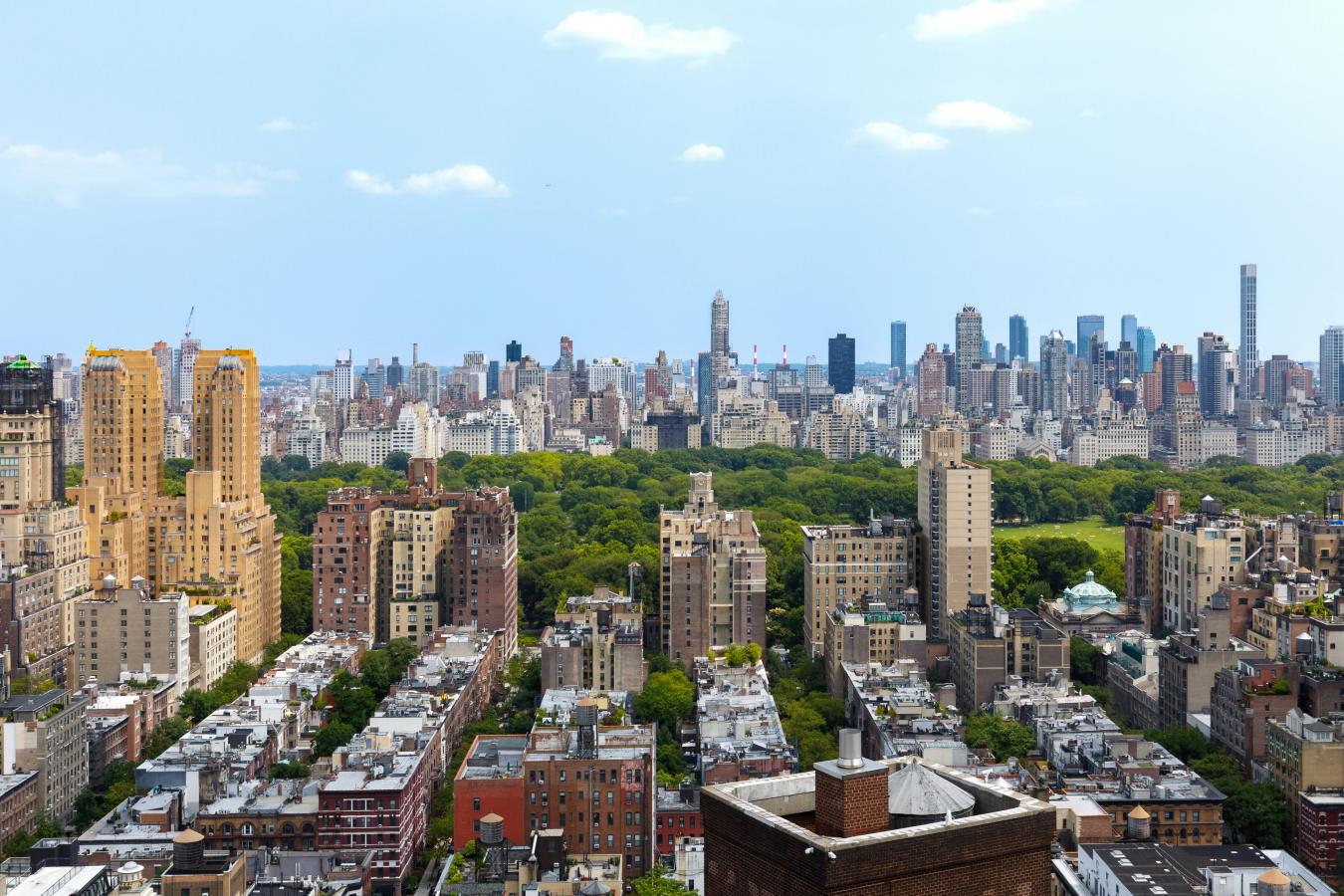 New York, New York, 10023, United States, 3 Bedrooms Bedrooms, ,3 BathroomsBathrooms,Residential,For Sale,1868977
