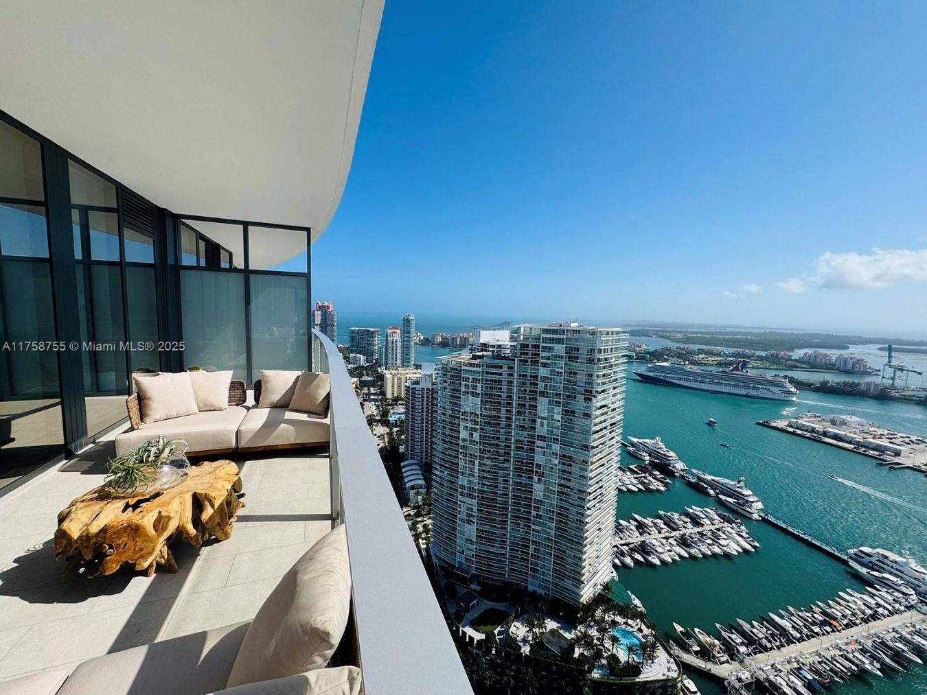 Miami Beach, Florida, 33139, United States, 3 Bedrooms Bedrooms, ,3 BathroomsBathrooms,Residential,For Sale,1871414