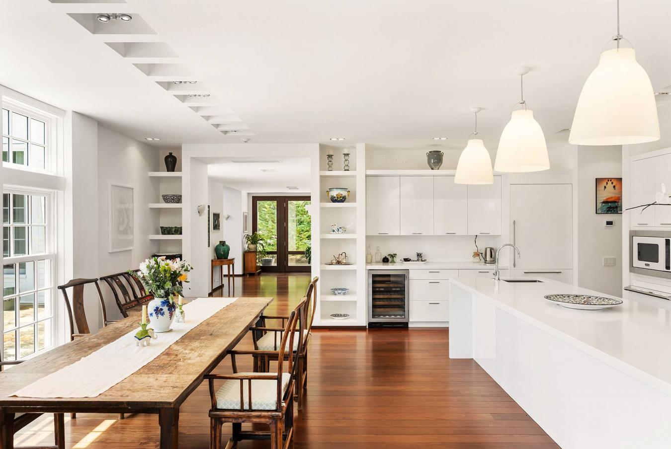 Water Mill, New York, 11976, United States, 4 Bedrooms Bedrooms, ,3 BathroomsBathrooms,Residential,For Sale,1868975