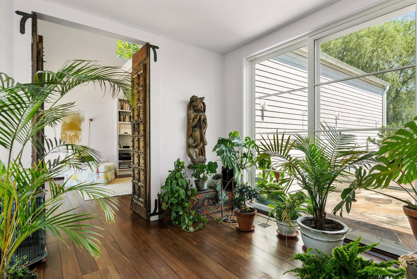 Water Mill, New York, 11976, United States, 4 Bedrooms Bedrooms, ,3 BathroomsBathrooms,Residential,For Sale,1868975