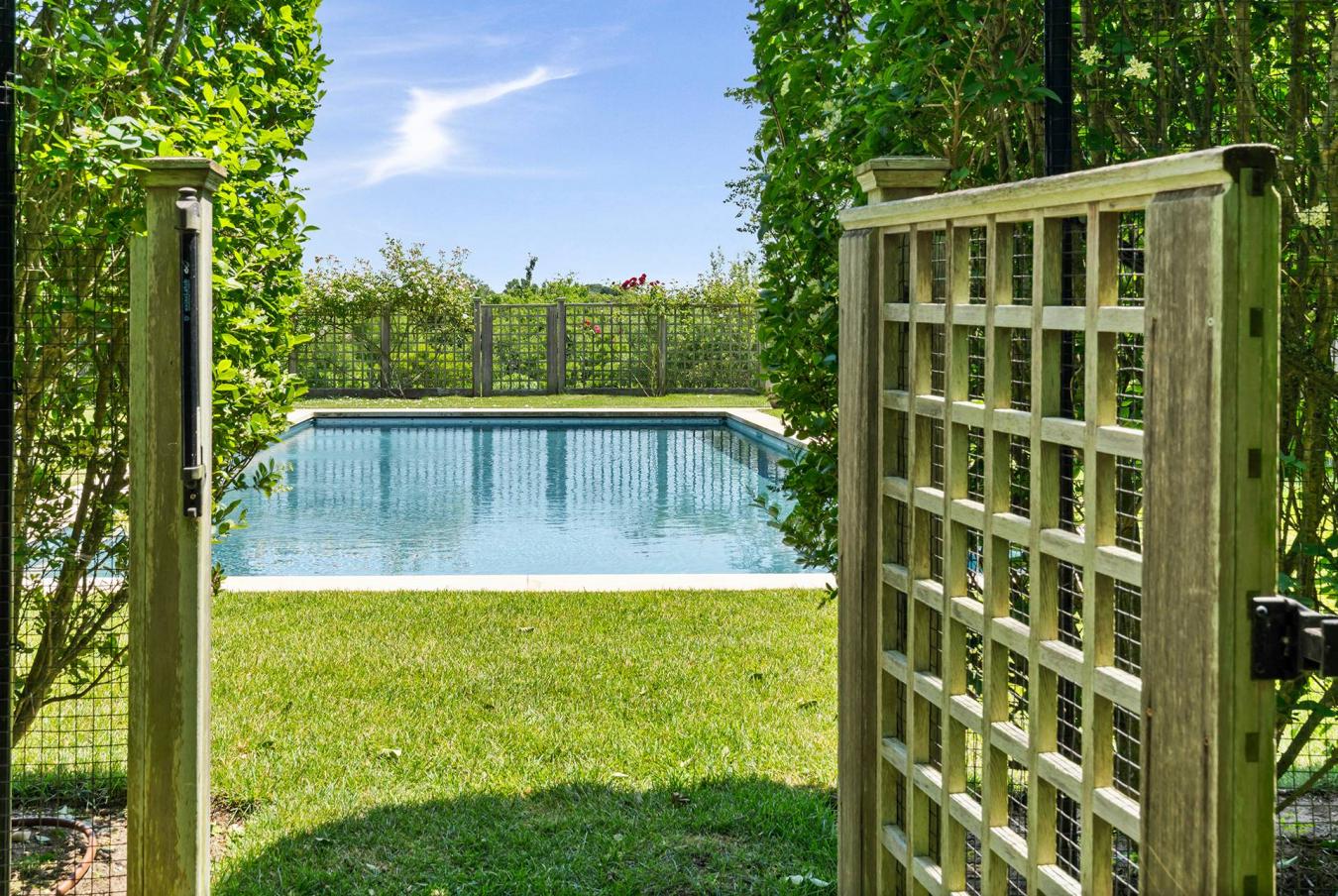 Water Mill, New York, 11976, United States, 4 Bedrooms Bedrooms, ,3 BathroomsBathrooms,Residential,For Sale,1868975