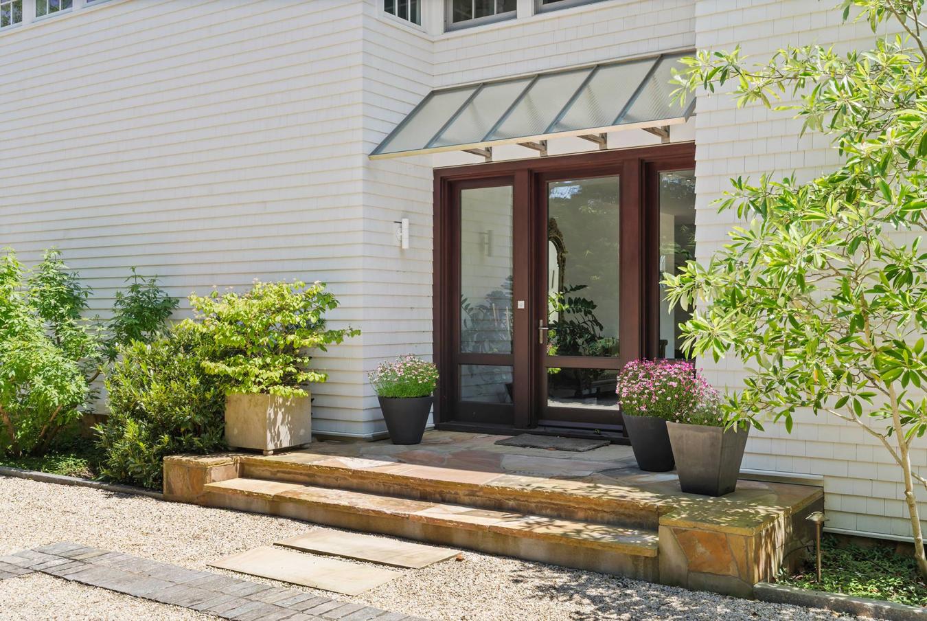 Water Mill, New York, 11976, United States, 4 Bedrooms Bedrooms, ,3 BathroomsBathrooms,Residential,For Sale,1868975