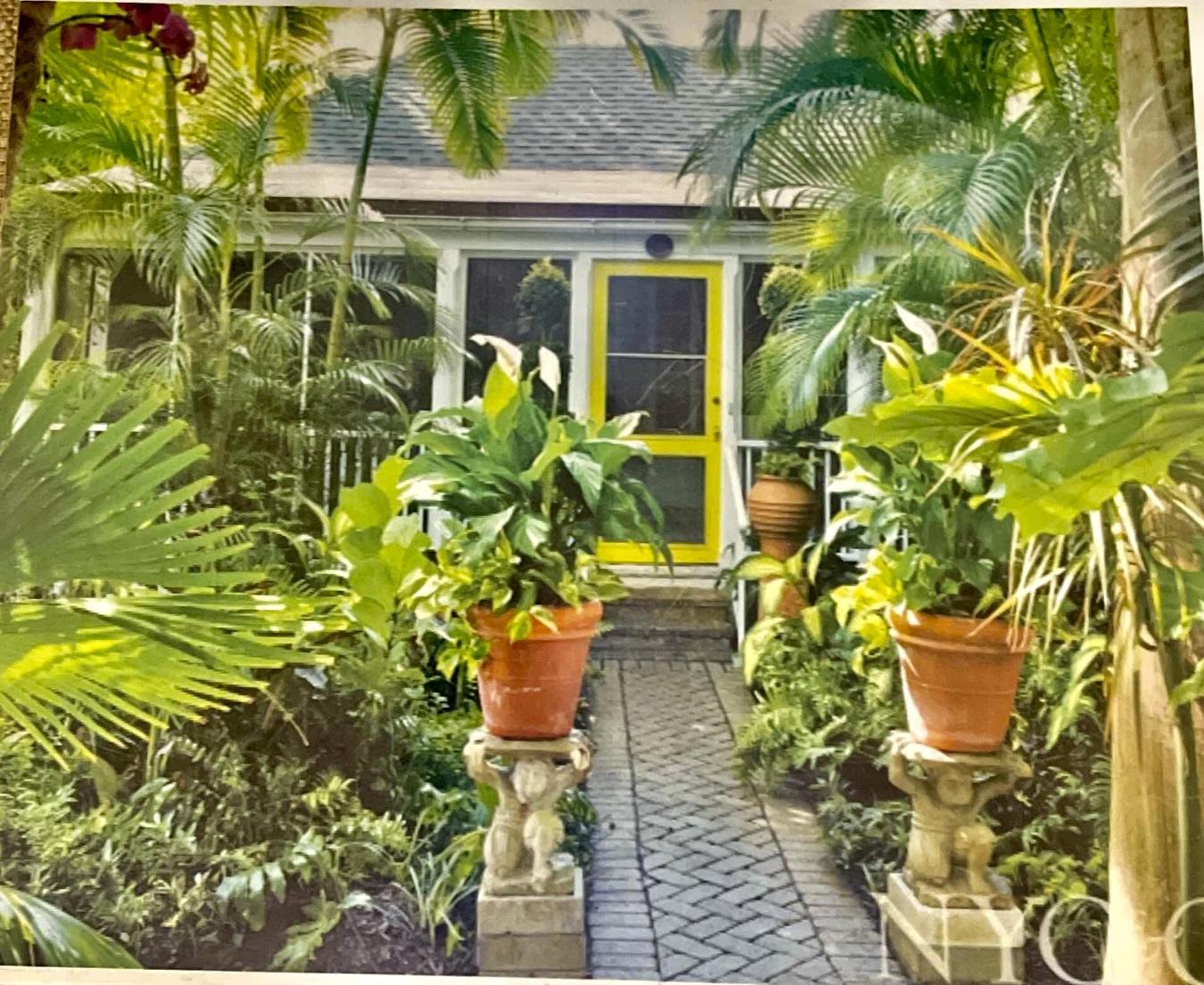Palm Beach, Florida, 33480, United States, 2 Bedrooms Bedrooms, ,2 BathroomsBathrooms,Residential,For Sale,1868974
