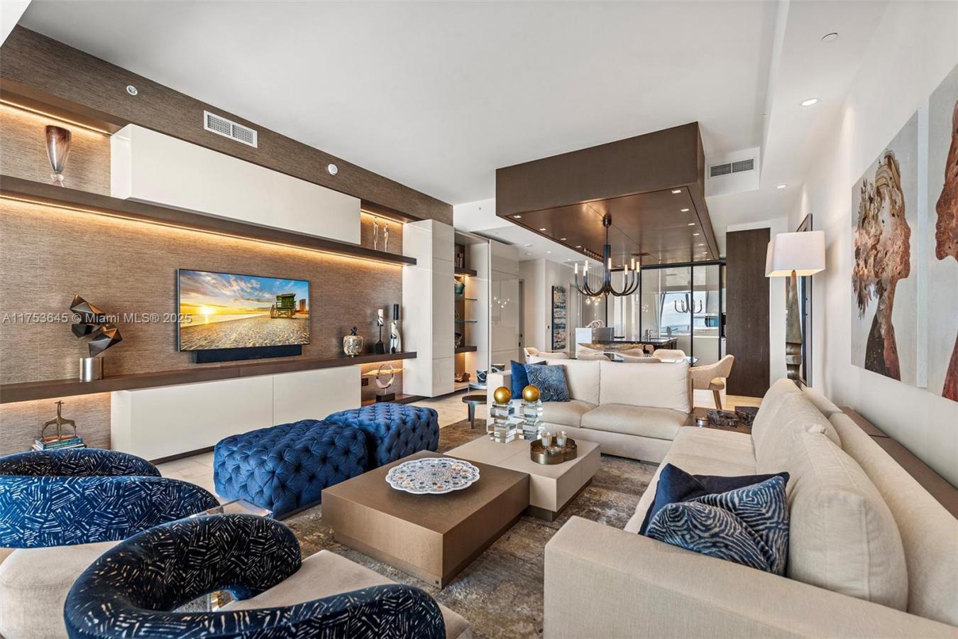 Miami, Florida, 33133, United States, 3 Bedrooms Bedrooms, ,3 BathroomsBathrooms,Residential,For Sale,1871413