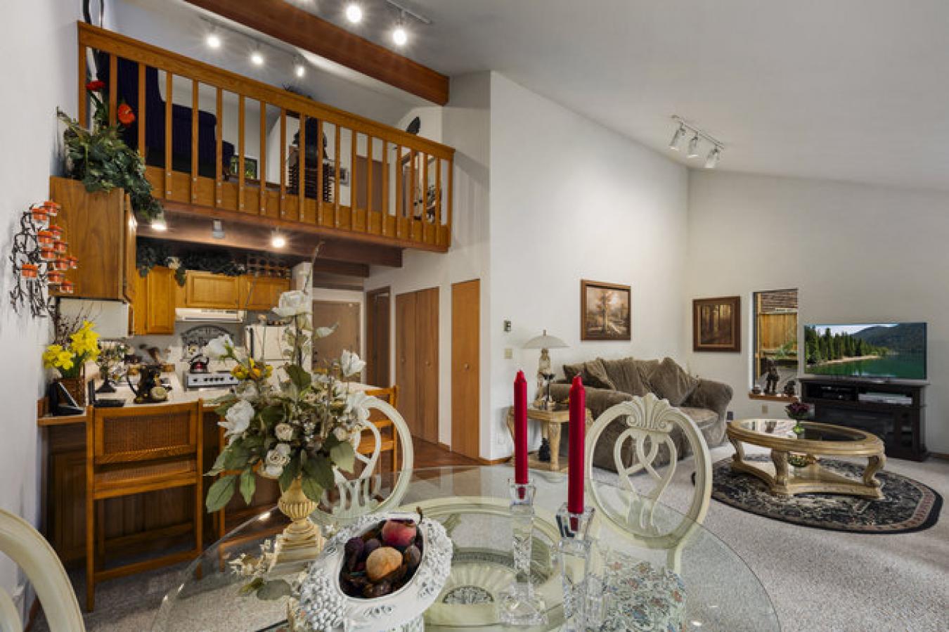 Easton, Kittitas County, 98925, United States, 2 Bedrooms Bedrooms, ,1 BathroomBathrooms,Residential,For Sale,1877682