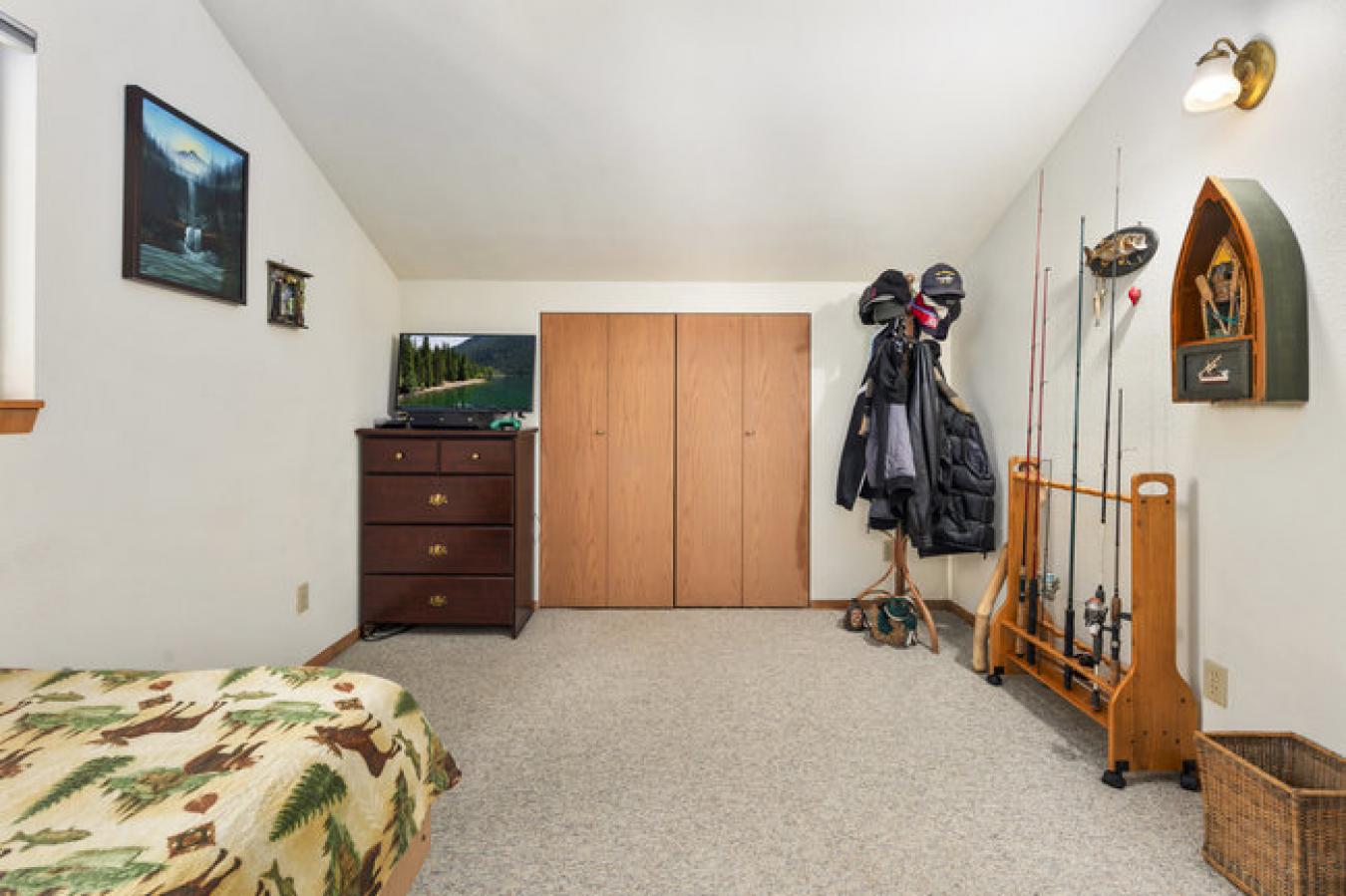 Easton, Kittitas County, 98925, United States, 2 Bedrooms Bedrooms, ,1 BathroomBathrooms,Residential,For Sale,1877682