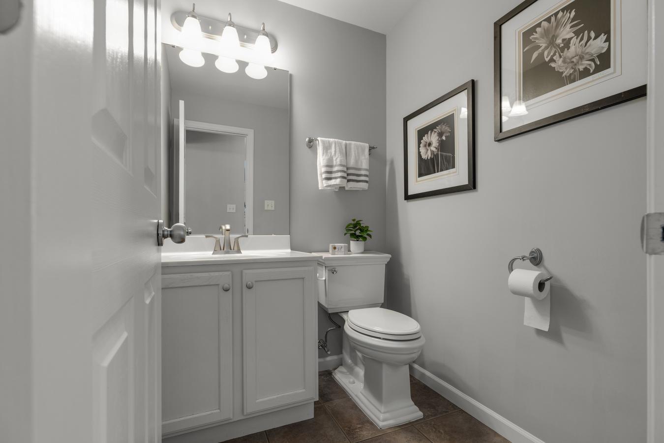 Ballwin, St. Louis, 63021, United States, 4 Bedrooms Bedrooms, ,4 BathroomsBathrooms,Residential,For Sale,1877677