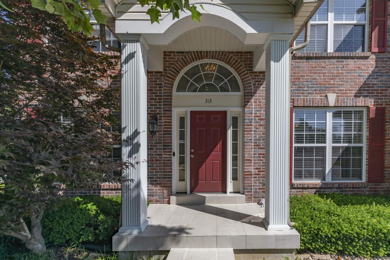 Ballwin, St. Louis, 63021, United States, 4 Bedrooms Bedrooms, ,4 BathroomsBathrooms,Residential,For Sale,1877677