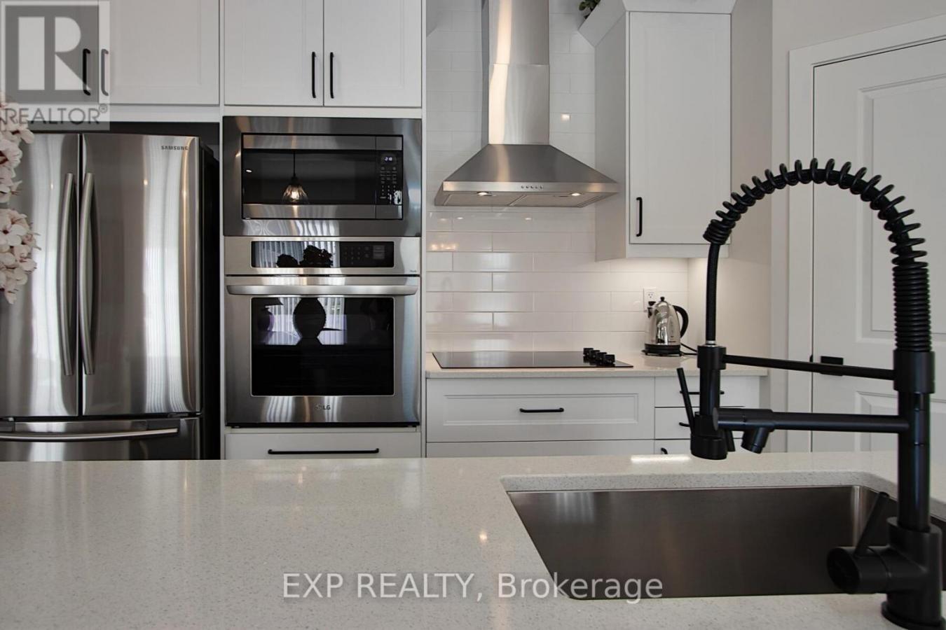 Zorra (Thamesford), ON, N0M2M0, Canada, 5 Bedrooms Bedrooms, ,4 BathroomsBathrooms,Residential,For Sale,1877675