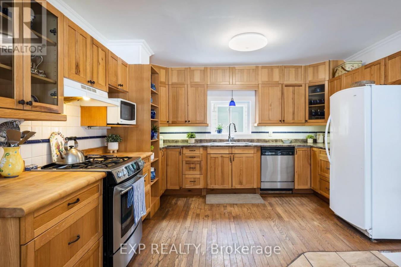 Amaranth, ON, L9W3Z3, Canada, 3 Bedrooms Bedrooms, ,Residential,For Sale,1877670