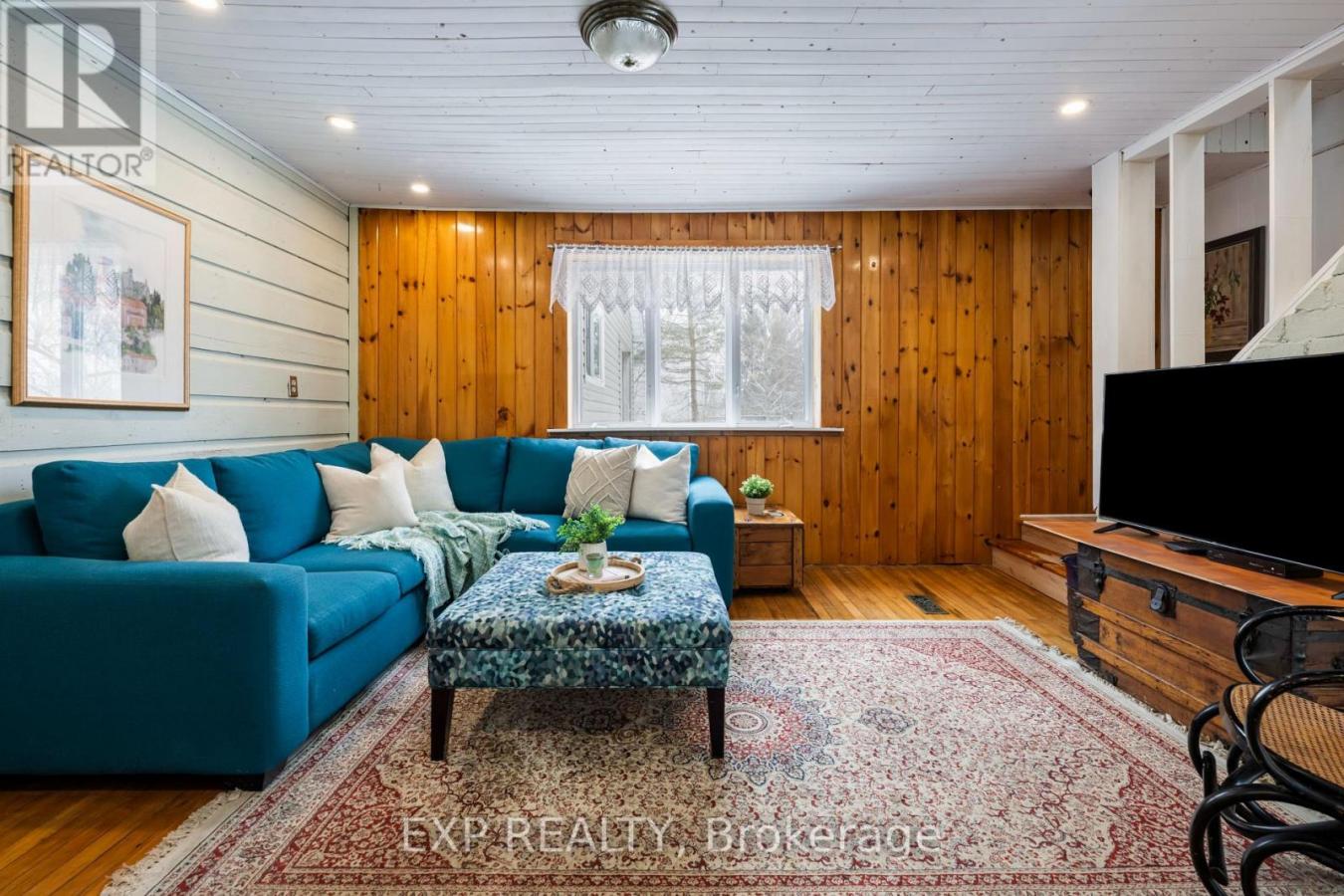 Amaranth, ON, L9W3Z3, Canada, 3 Bedrooms Bedrooms, ,Residential,For Sale,1877670