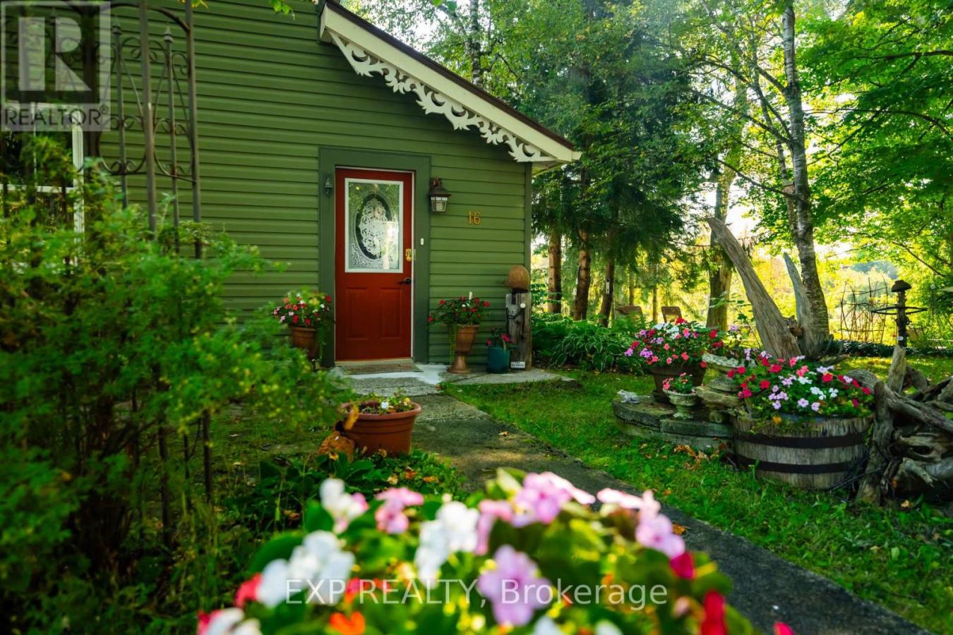 Amaranth, ON, L9W3Z3, Canada, 3 Bedrooms Bedrooms, ,Residential,For Sale,1877670