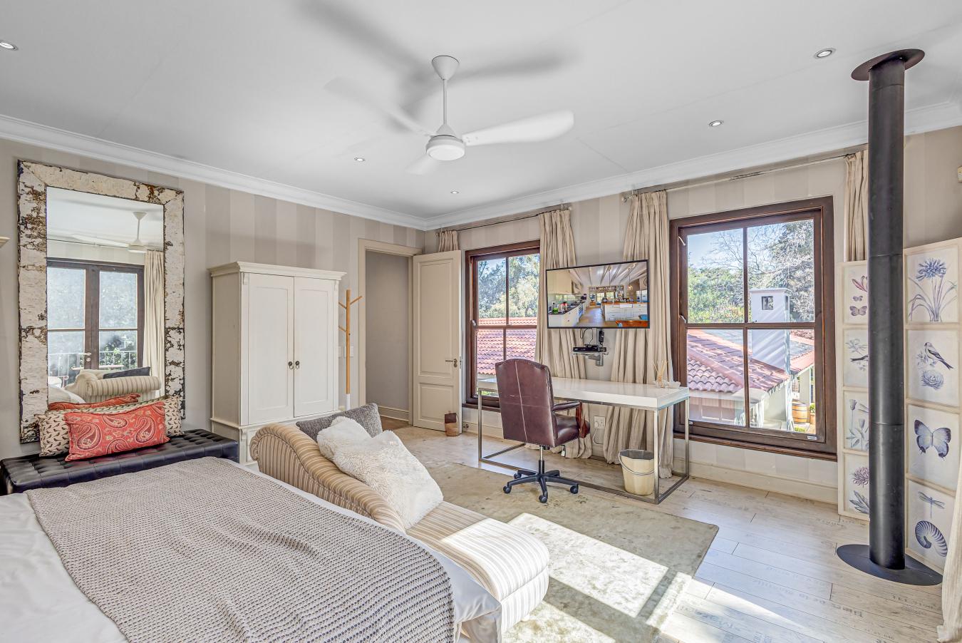 Johannesburg, Johannesburg, 2190, South Africa, 6 Bedrooms Bedrooms, ,5 BathroomsBathrooms,Residential,For Sale,1877671