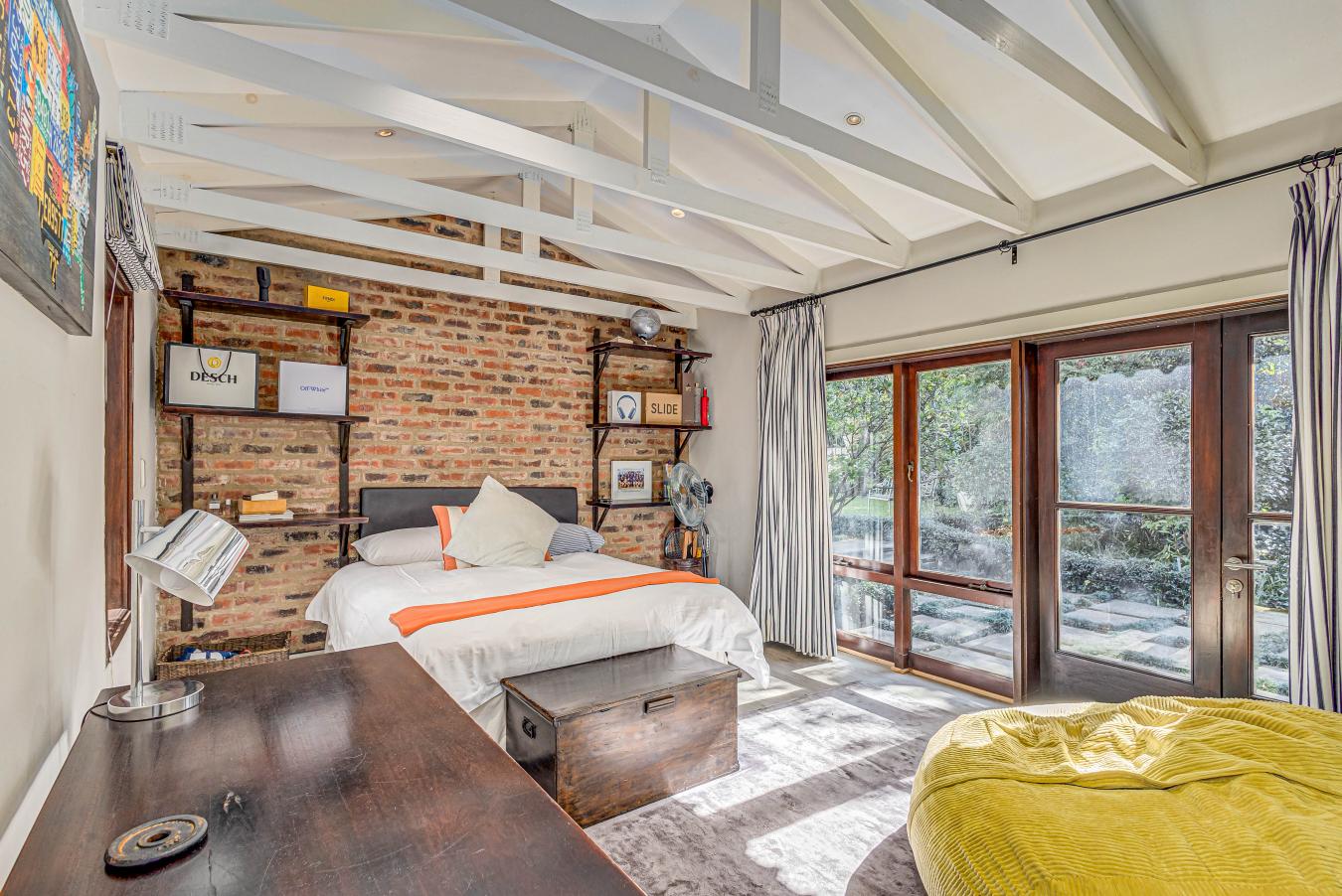 Johannesburg, Johannesburg, 2190, South Africa, 6 Bedrooms Bedrooms, ,5 BathroomsBathrooms,Residential,For Sale,1877671