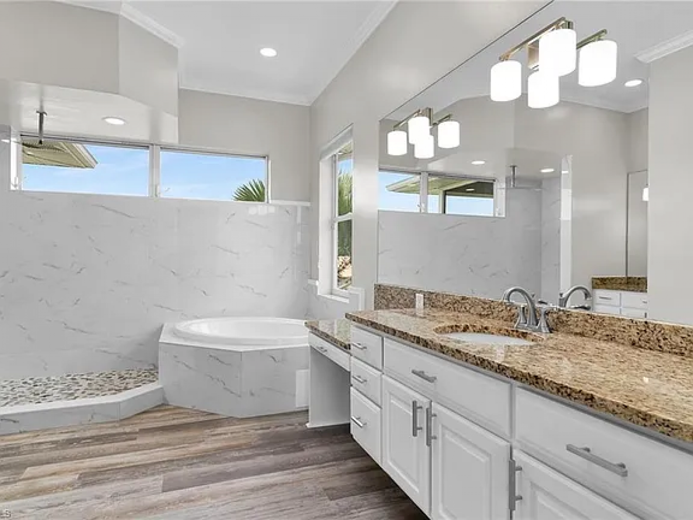 Estero, Florida, 33928, United States, 5 Bedrooms Bedrooms, ,3 BathroomsBathrooms,Residential,For Sale,1868950