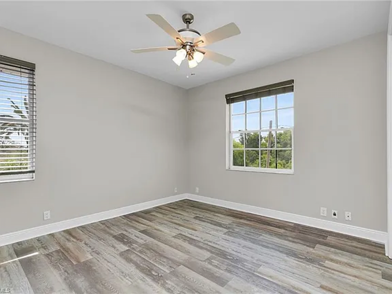 Estero, Florida, 33928, United States, 5 Bedrooms Bedrooms, ,3 BathroomsBathrooms,Residential,For Sale,1868950