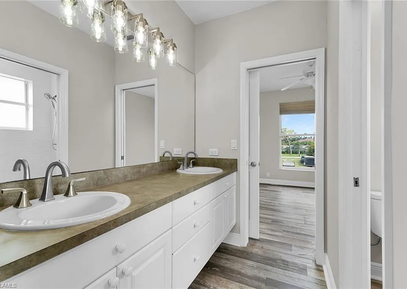 Estero, Florida, 33928, United States, 5 Bedrooms Bedrooms, ,3 BathroomsBathrooms,Residential,For Sale,1868950