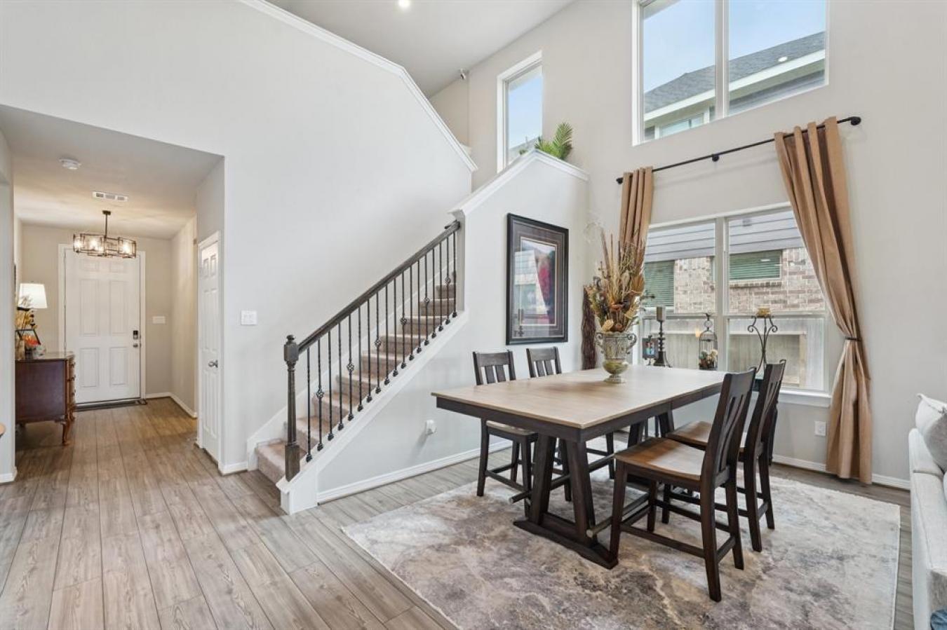 Charming, Modern, and Move-In Ready This stunning 2-story home offers – image 12