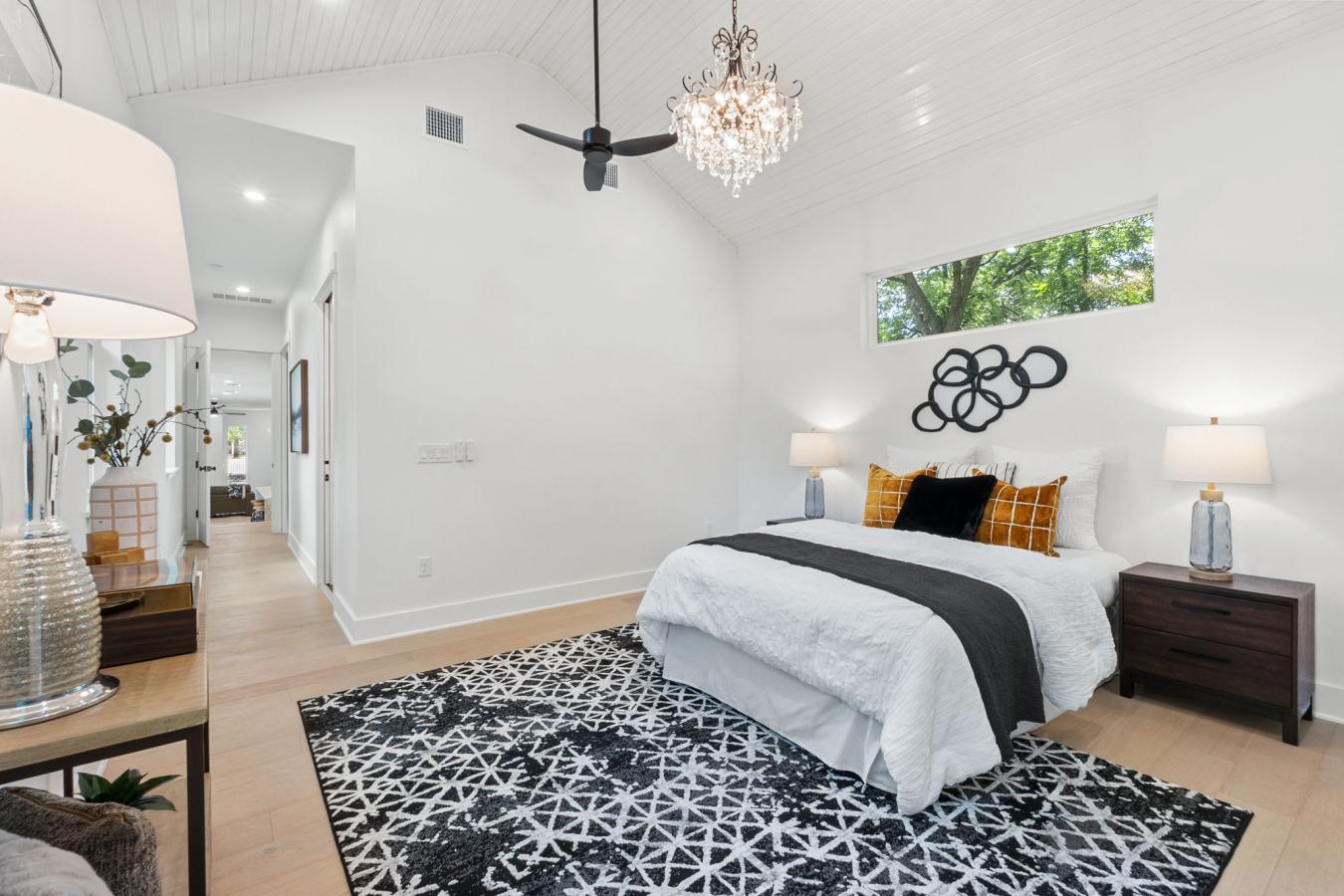 Austin, Travis, 78702, United States, 4 Bedrooms Bedrooms, ,3 BathroomsBathrooms,Residential,For Sale,1879924