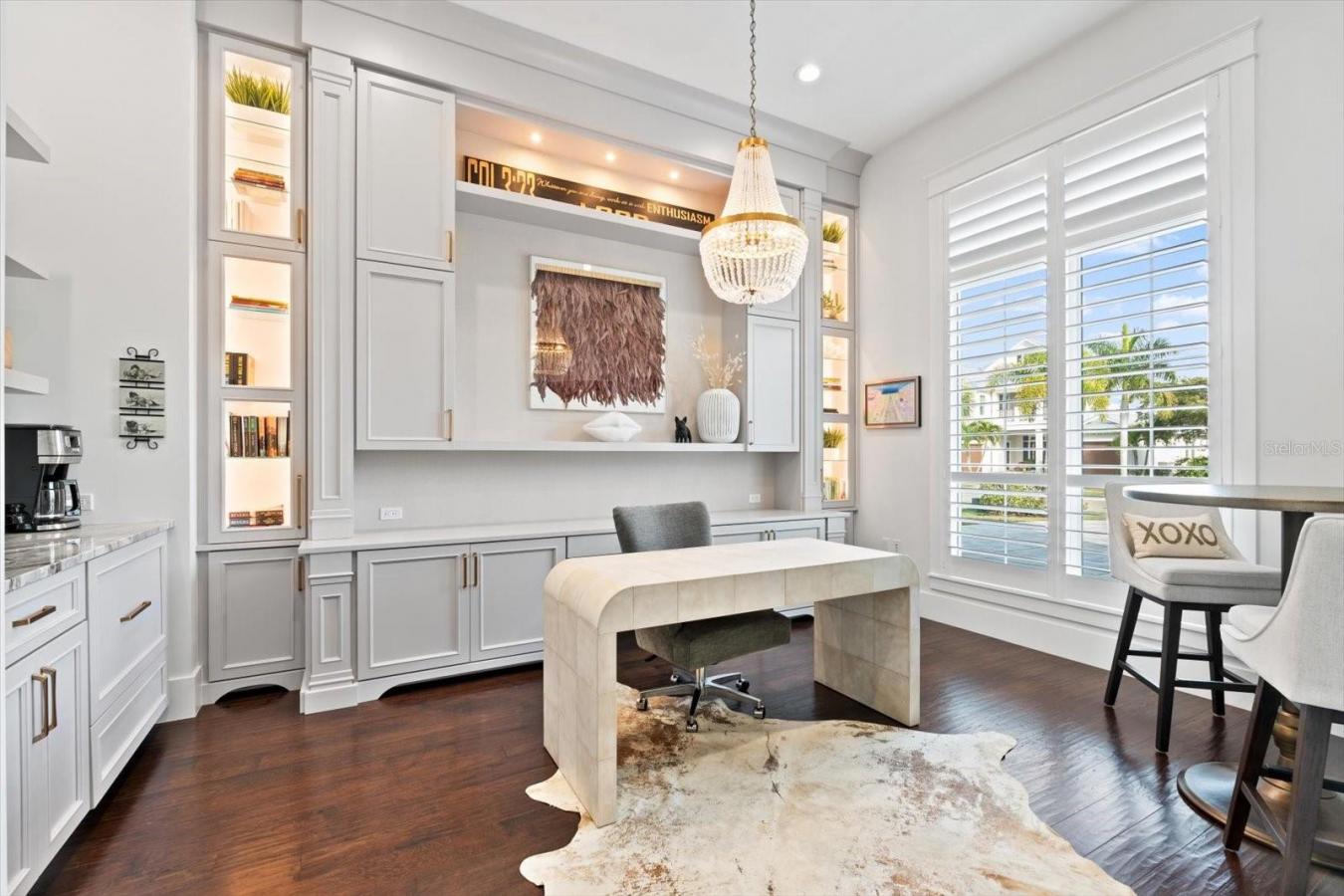 BRADENTON, Florida, 34208, United States, 5 Bedrooms Bedrooms, ,6 BathroomsBathrooms,Residential,For Sale,1879919